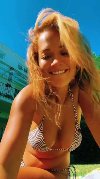 B&amp;amp;W Bikini