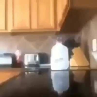 What da milk doin