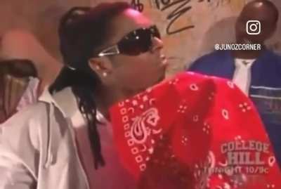 Stunna had to step outta da way cause he know the nigha bout to leave earth🤦&zwj;♂️🔥🔥