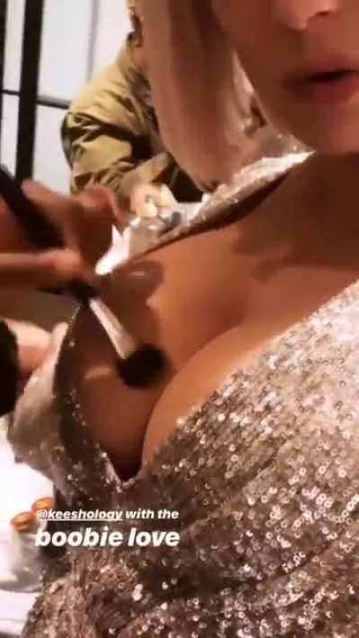 Boobie Love