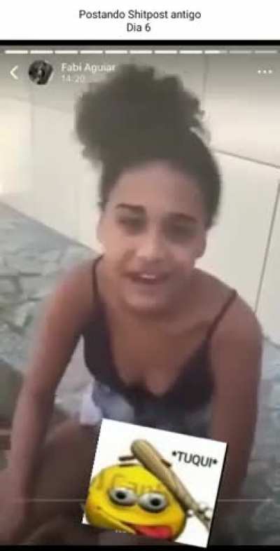 filha apanhando da m&atilde;e 
