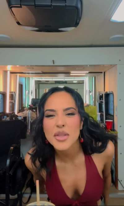 "Fuck you....bbbbitch"💋