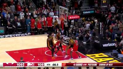 [Highlight] DeMar DeRozan airballs the fadeaway to win the game but Ayo comes through and calls game with the layup. Bulls WIN.