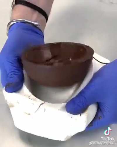Making a chocolate snake