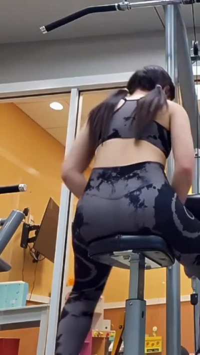 Cuando las vistas est&aacute;n bajas nos regala esto 🍑😋
