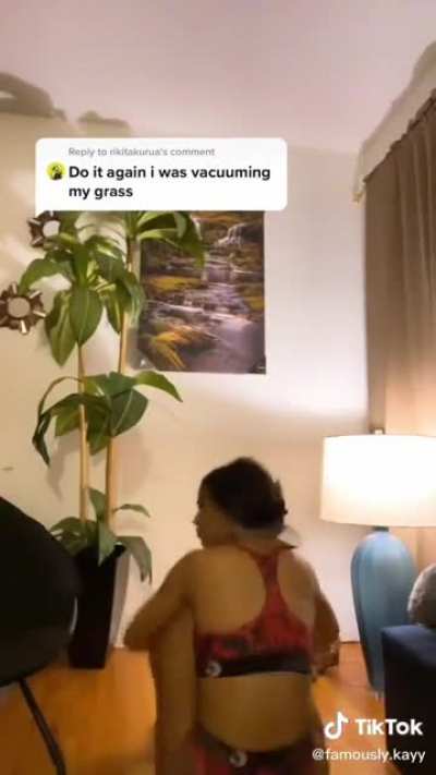 😳