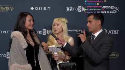 Jeannie &amp;amp; Hachu all fancy at Streamer Awards red carpet.