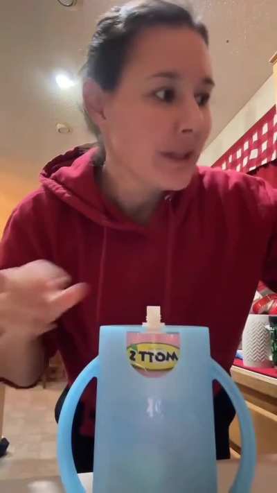 Flipping Holder Squeeze-Proof Food Pouch Holder