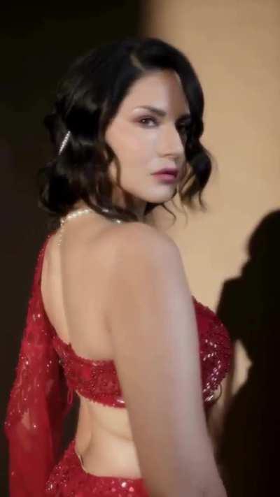 Sunny Leone 