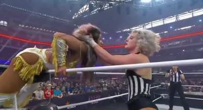 Toni and Mercedes
