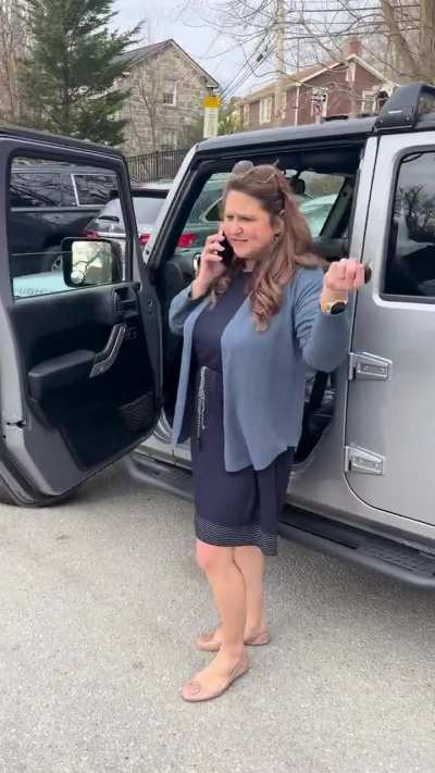 Karen in Ellicott City Maryland backs into tow truck, no damage, then flips out on driver and passenger. Tells passenger they are a  &ldquo;Liberal POS&rdquo; THEN swings at passenger, then leaves once she realizes jail time is on the way.