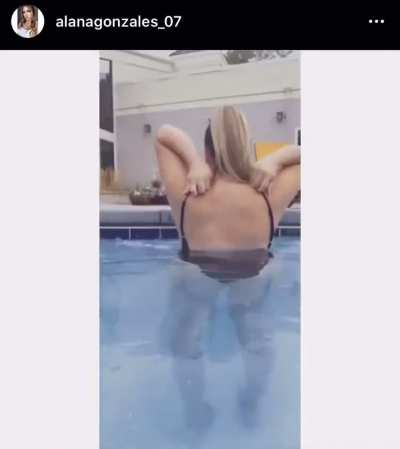That ASS! 👀🍑