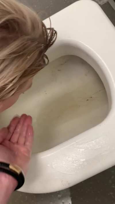 OC (F21) Does licking public toilets make me a good human toilet?