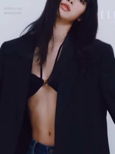 lisa with a thin bra just take the damn coat off and show skin 😋