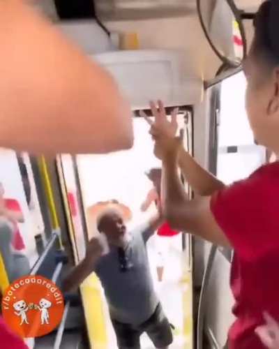 O cara &eacute; s&oacute; humildade e simpatia, se &eacute; loco