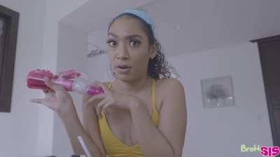 My Step Sis Is A Gamer Girl – S18:E10 (Step Porn)