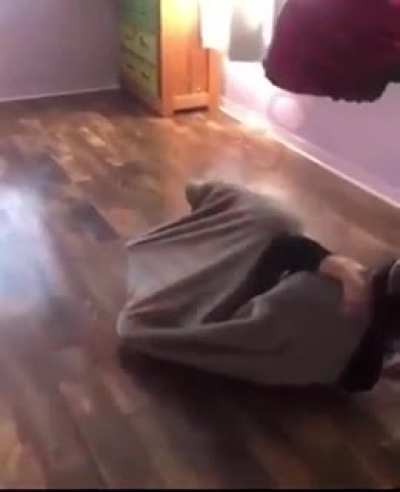 How the she even get in the house tho twins! Thoughts on this tho??