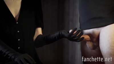 Les gants noirs III