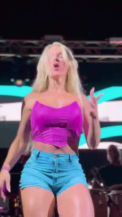 Thalita Zampirolli