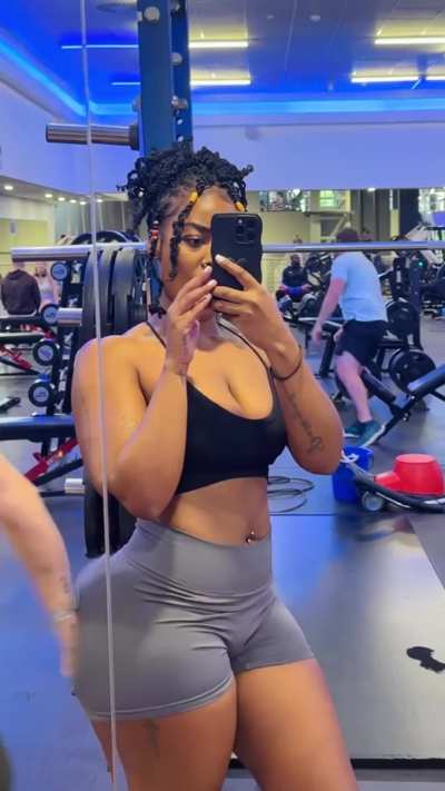 Gyyyaaat