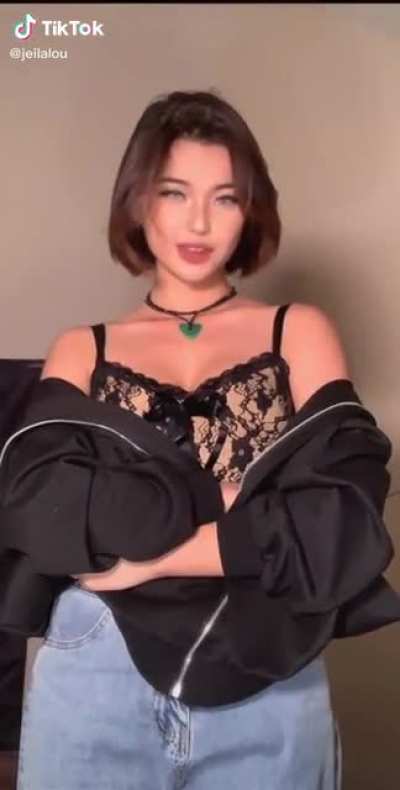 Jeila Dizon