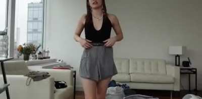 She&rsquo;s know what she be doing having that fat ass all in the camera 