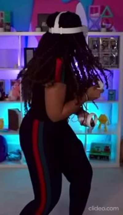 Lawd that jiggle 🤤🍑