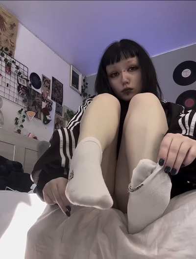 it was a long day, my feet smell is really intense