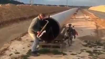 Газовая труба моей страны-поет...
