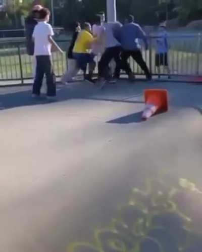 The kid that was attacked is disabled, judging for his arms looks like he has cerebral palsy. That&rsquo;s why everyone attacked the bully