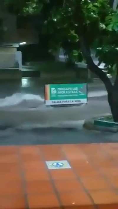 Inundaci&oacute;n educada
