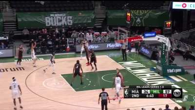 [Highlight] Bryan Forbes hits his 5th 3 of the game