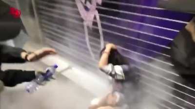 How Hong Kong "freedom fighters" treat someone who disagrees