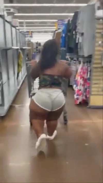 The Thickest Midget 5