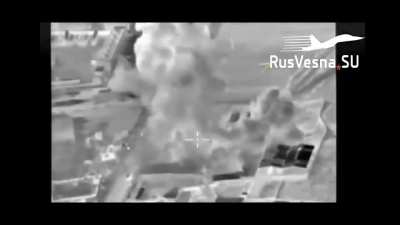 bundan &ouml;nceki g&uuml;nlerde idlib b&ouml;lgesinde ruslar tarafından yapılan hava saldırılarının g&ouml;r&uuml;nt&uuml;leri yayınlandı