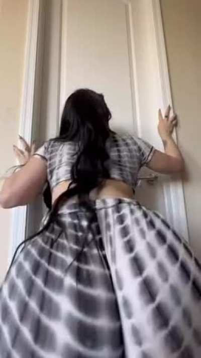 These pants make my ass look so phat