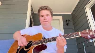 Cassidy acoustic with weirisms towards the end