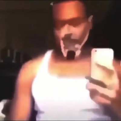 🗿