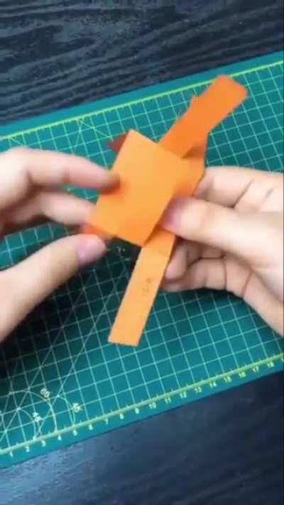 Как сделать шагающую собачку
