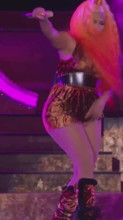one of nicki's hottest outfits while performing