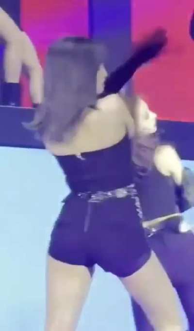 TWICE - Momo ❤️‍🔥