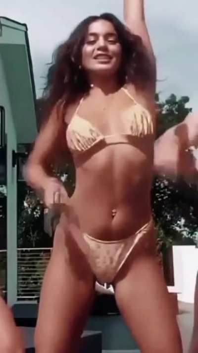 Vanessa Hudgens