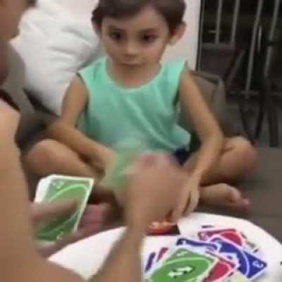 Essa &eacute; a batalha do renan contra um inscrito, o renan &eacute; o que t&aacute; com muitas cartas :)
