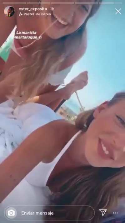 Love her lips