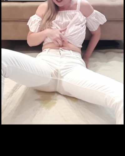 Mind me wetting these white jeans?