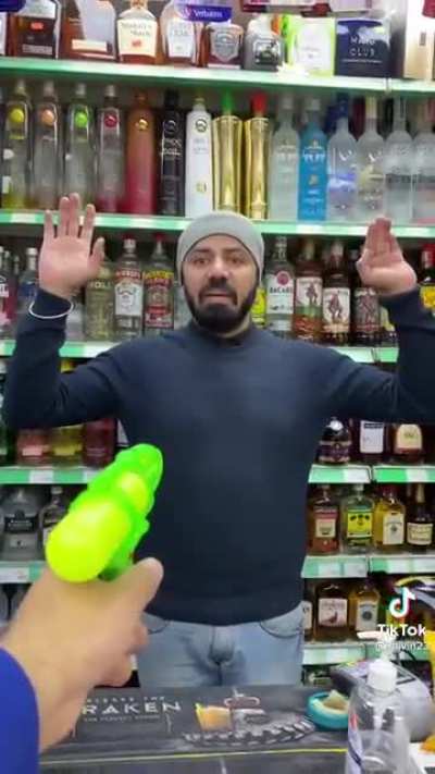 THIS MANAGER GETTING ROBBED FOR HIS LIFE!
