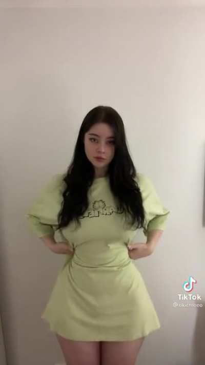 This girls proportions are outrageous