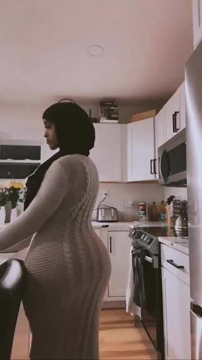 She catches you staring 🍑butt she doesn&rsquo;t care