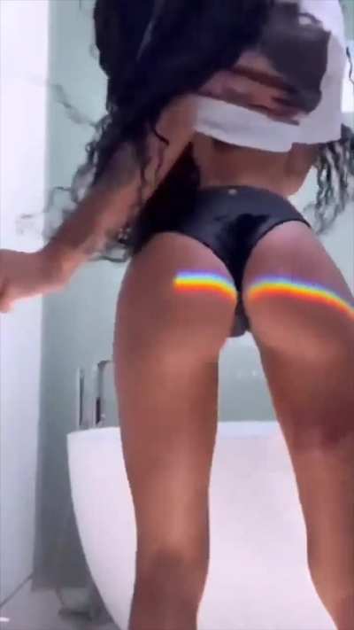 Coi leray to sexy