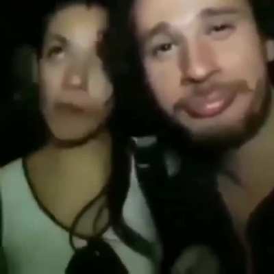 El publico actual de luisito: NOOO SE ME CAYO UN IDOLO!!! :(((((